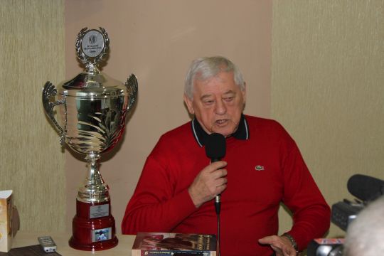 V�etky na�e hokejov� es� za��nali s hokejbalom! 